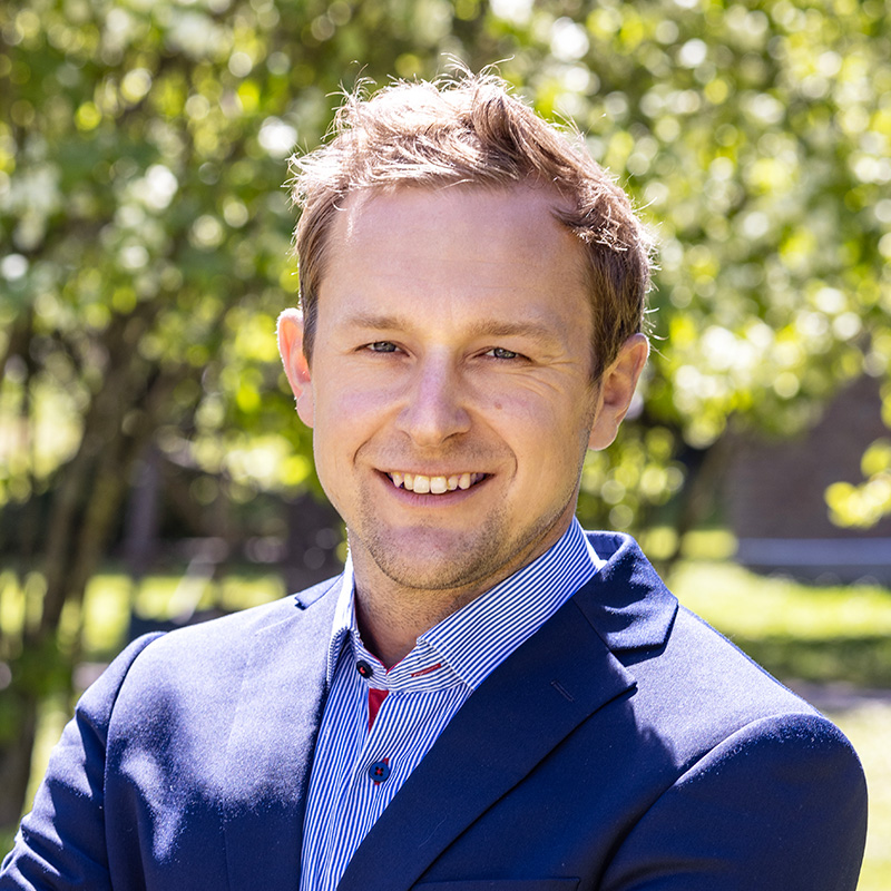 Victor Hjelmgren